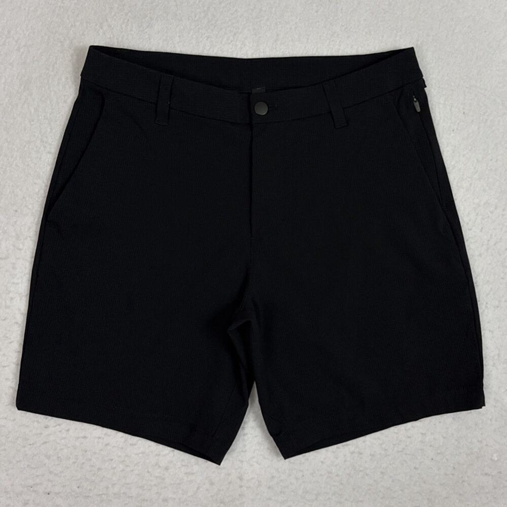Lululemon Commission Classic-Fit Short 7” Men’s 30 Black WovenAir Golf
